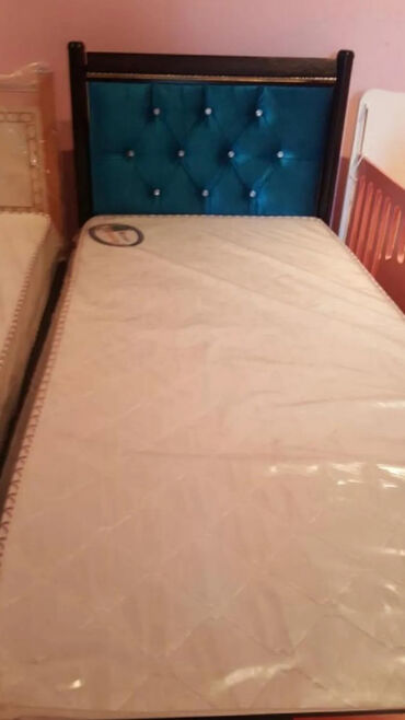 Sifarişlə çarpayılar: Kravatlar Matrasla 200 azn Her novde her rengde 1 mertebe ve 2 mertebe — 20