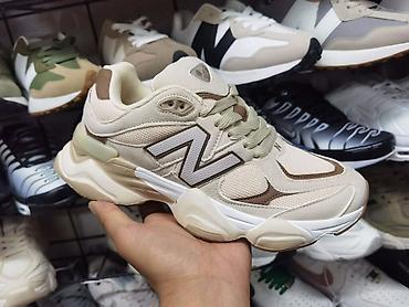 Patike: Nove 36 do 41 za 4100 din
pb — 2