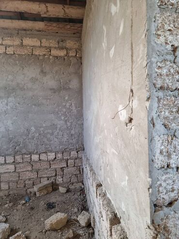 Həyət evləri və villaların satışı: 3 otaqlı, 110 kv. m, Təmirsiz -da lalafo.az — 11 Həyət evləri və villaların satışı: 3 otaqlı, 110 kv. m, Təmirsiz — 11