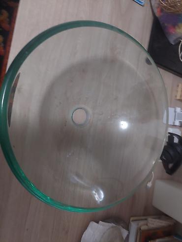 canaqlar: Şüşə “bowl” tipli üstdən quraşdırılan hamam lavabosu. - Material — 2