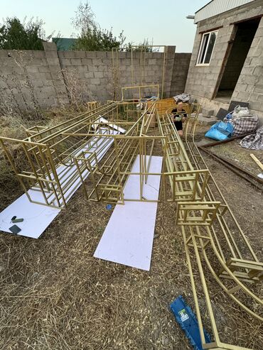 Декоративные цветы: Продаю цветы для оформления Каркасосвещениецветы разныесвечи на — 21