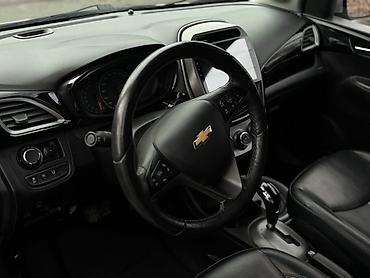 Chevrolet: Chevrolet Spark: 2019 г., 1 л, Вариатор, Бензин, Хэтчбэк — 6