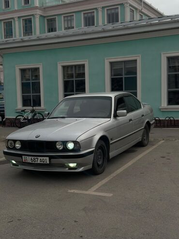 волво 240: BMW 5 series: 1994 г., 2.5 л, Механика, Бензин, Седан