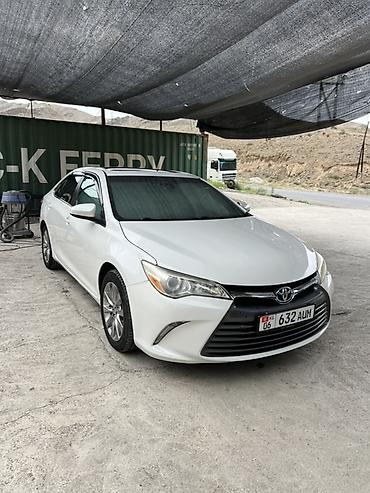 авто ярис: Toyota Camry: 2017 г., 2.5 л, Вариатор, Гибрид, Седан — 3