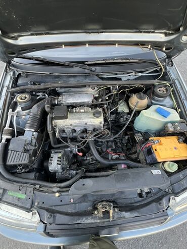 Volkswagen: Volkswagen Passat Variant: 1994 г., 2 л, Механика, Бензин, Универсал — 19