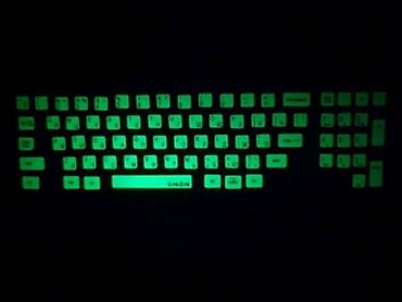 notebook: Наклейки на клавиатуру светящиеся в темноте. Удобно для ночной игры — 4