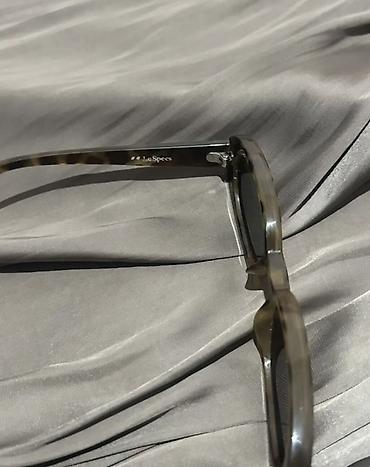 Aksesuarlar: Le Specs Outta Love — 3