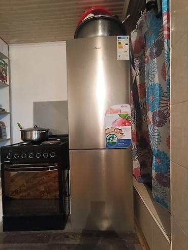 Другая бытовая техника: Холодильник двухкамерный KEG (серебристый, нижняя морозильная камера) — 1