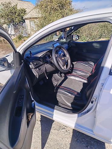 спарк в аренду: Chevrolet Spark: 2017 г., 1 л, Автомат, Бензин, Хэтчбэк — 7