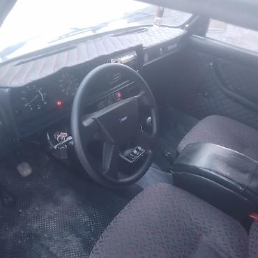 VAZ (LADA): Model: Lada (VAZ) 2107 sedan Rəng: Ağ Kuzov: 4 qapılı, arxa — 7