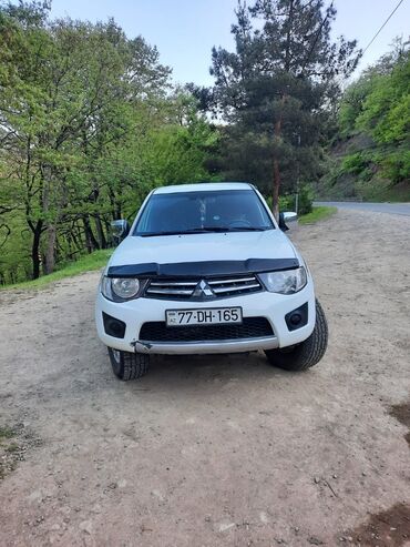 бампер опель вектра б: Mitsubishi L200: 2.5 l | 2010 il 230000 km Pikap