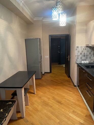 Uzunmüddətli kirayə mənzillər: 9-cu mikrorayon,Mir Cəlal küçəsindəVegas sağlamlığın — 13