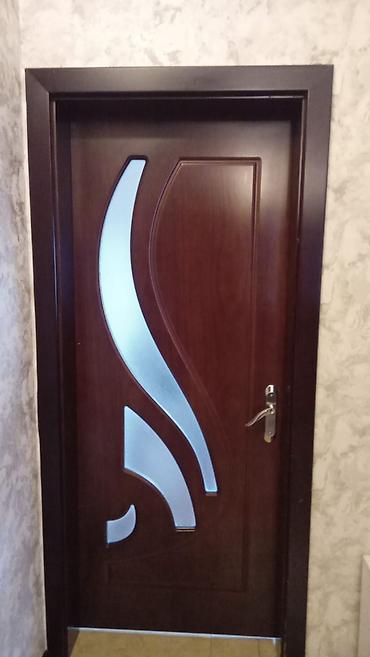 mdf plintus: Qonaq otağı üçün İşlənmiş Otaq qapısı 90x210 sm Şəbəkə ilə, Zəmanətsiz, Ünvandan götürmə — 2