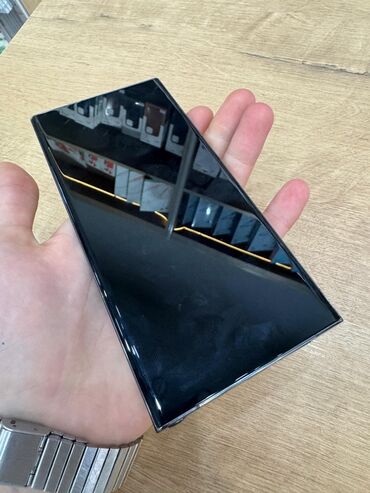 samsung galaxy s10 plus 2.el: Samsung Galaxy S22 Ultra, rəng - Qara, Barmaq izi