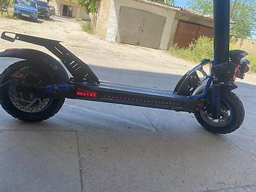 elektrik skutur: İşlənmiş Elektrik samokat 10", > 1000 Vt, > 45 km/s, Ünvandan götürmə — 3