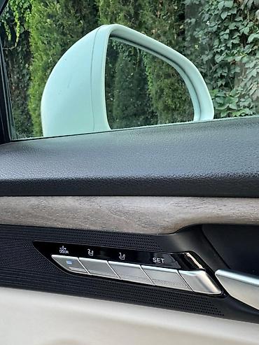 Другие автомобили: Белый представительский седан бизнес-класса. Кузов и дизайн: - — 10