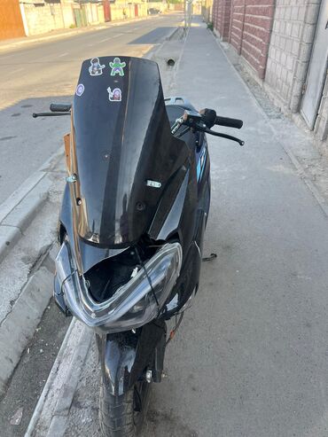 скутер в расрочку: Макси скутер 150 куб. см, Бензин, Б/у