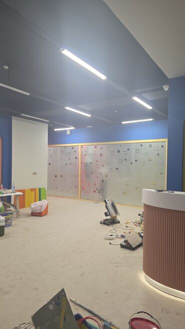 Sifarişlə arakəsmələr: Şəffaf arakəsmə, Açılmayan — 6