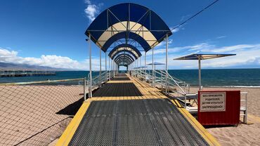 Иссык-Куль 2025: Коттедж, Радуга We ЦО Радуга West, Кош-Кол, Детская площадка, Парковка, стоянка, Охраняемая территория — 17