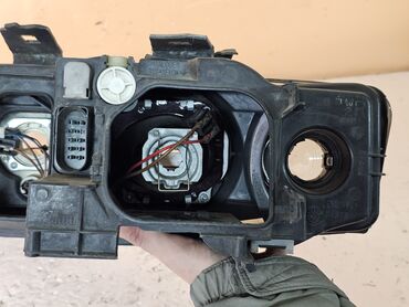 Передние фары: Передняя правая фара Audi 2003 г., Б/у, Оригинал, Германия — 19