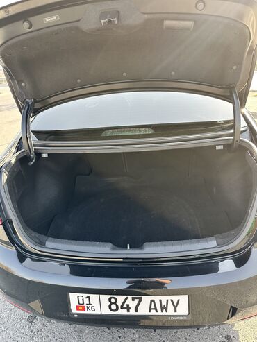 Hyundai: Hyundai Elantra: 2020 г., 2 л, Автомат, Бензин, Седан at lalafo.kg — 8 Hyundai: Hyundai Elantra: 2020 г., 2 л, Автомат, Бензин, Седан — 8