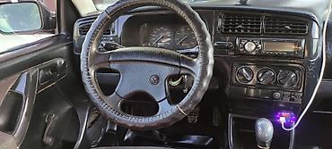 гольф 34: Volkswagen Golf: 1993 г., 1.6 л, Механика, Бензин, Хэтчбэк — 8