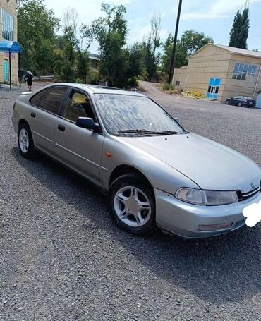 Honda: Honda Accord: 1993 г., 1.8 л, Механика, Бензин, Седан