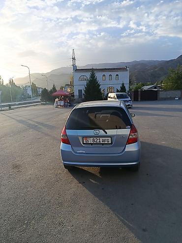 385 55: Honda Fit: 2003 г., 1.3 л, Автомат, Бензин, Хэтчбэк — 3