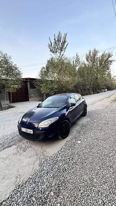 е34 530: Renault Megane: 2010 г., 1.5 л, Механика, Дизель, Хэтчбэк — 4