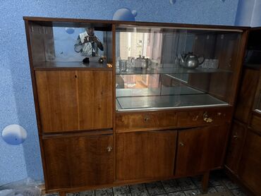 шкаф в прихожую с обувницей: Сервант, Б/у, Дерево