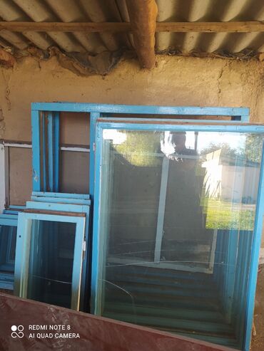 деревянные окна в бишкеке цены: Продаю размер 147/147. 4 шт. стекло есть. 4 шт комплект. звоните