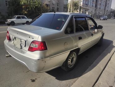 нексия део: Daewoo Nexia: 2011 г., 1.6 л, Механика, Газ, Седан