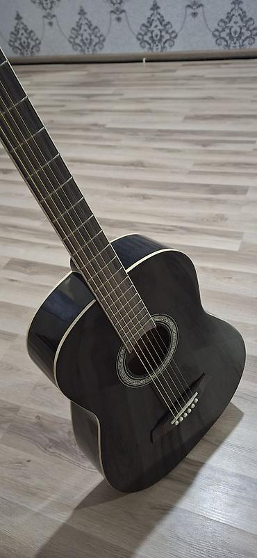 jolana gitara: Hörmətli alıcılar məhsul 1 aydırki alınıb Kontakt Homedən 269 AZN nəğd — 2