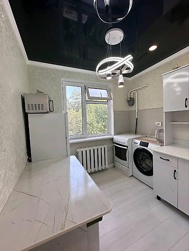 отель бишкек: 1 комната, 36 м², 104 серия, 4 этаж, Евроремонт — 5