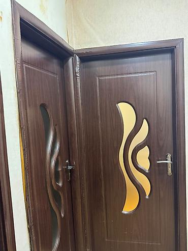 İşlənmiş Otaq qapısı 90x200 sm Zamok ilə, Ünvandan götürmə