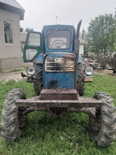карейский трактор: Телешка, кош, маласы менен