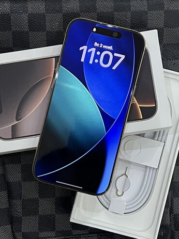 айфон 11 про макс 256 гб цена бишкек расрочка: IPhone 16 Pro, Колдонулган, 256 ГБ, Desert Titanium, Куту, 93 %