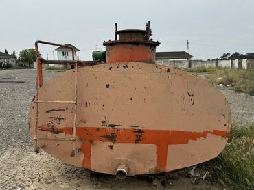 Baklar və çənlər: Cen 9-10 tonlig
Qiymetle razilasmag olar
