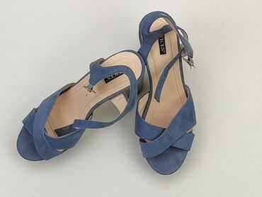 Shoes 39, condition - Good
