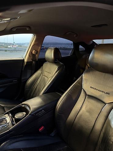 masin maqnitofon: Hyundai Grandeur: 2.2 l | 2014 il Sedan — 9