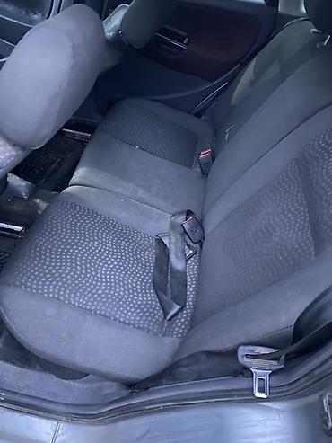 Seat: Seat Ibiza: 2003 г., 1.4 л, Механика, Бензин, Хэтчбэк — 6