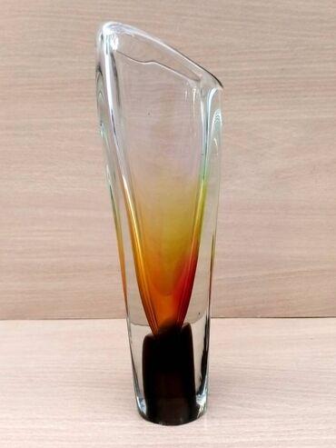 Vaze i saksije: Vazna MURANO staklo 2 V A Z N A - MURANO, Višebojno staklo, ručni