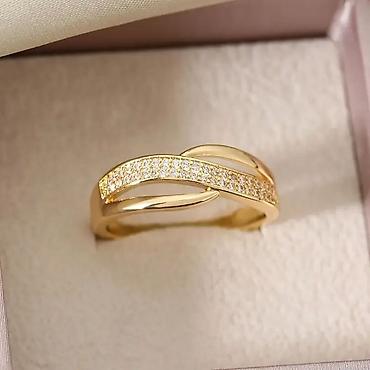 Prstenje: Vel:11
Cena:1000din — 8