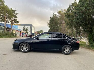 Honda: Honda Accord: 2002 г., 2 л, Автомат, Бензин, Седан