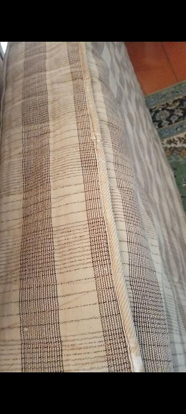 yataq dasti: İki nəfərlik döşək - Ölçü: təxmini 190–200 sm uzunluq, 135–150 sm en — 1
