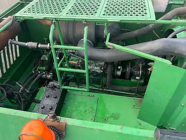 Зерноуборочные комбайны: Продаю комбайн Джон Дир Год выпуска 2008 Модель 1550 Состояние — 10