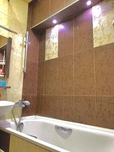 Посуточная аренда квартир: 1 комната, Душевая кабина, Постельное белье, Кондиционер — 16