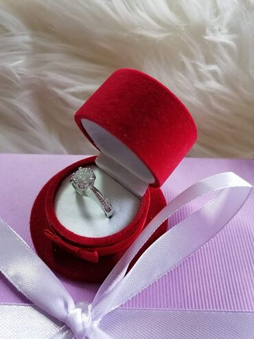 Prstenje: Cena 1200din — 18