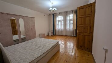 Продажа комнат: 400 м², С мебелью — 12