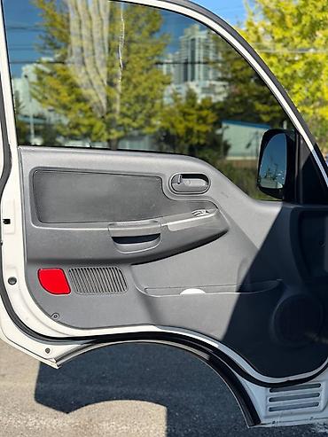 кия бонго3: Kia Bongo — компактный бортовой грузовик с двухдверной кабиной и — 7